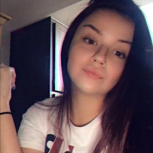 Meet your Posher, Raylee